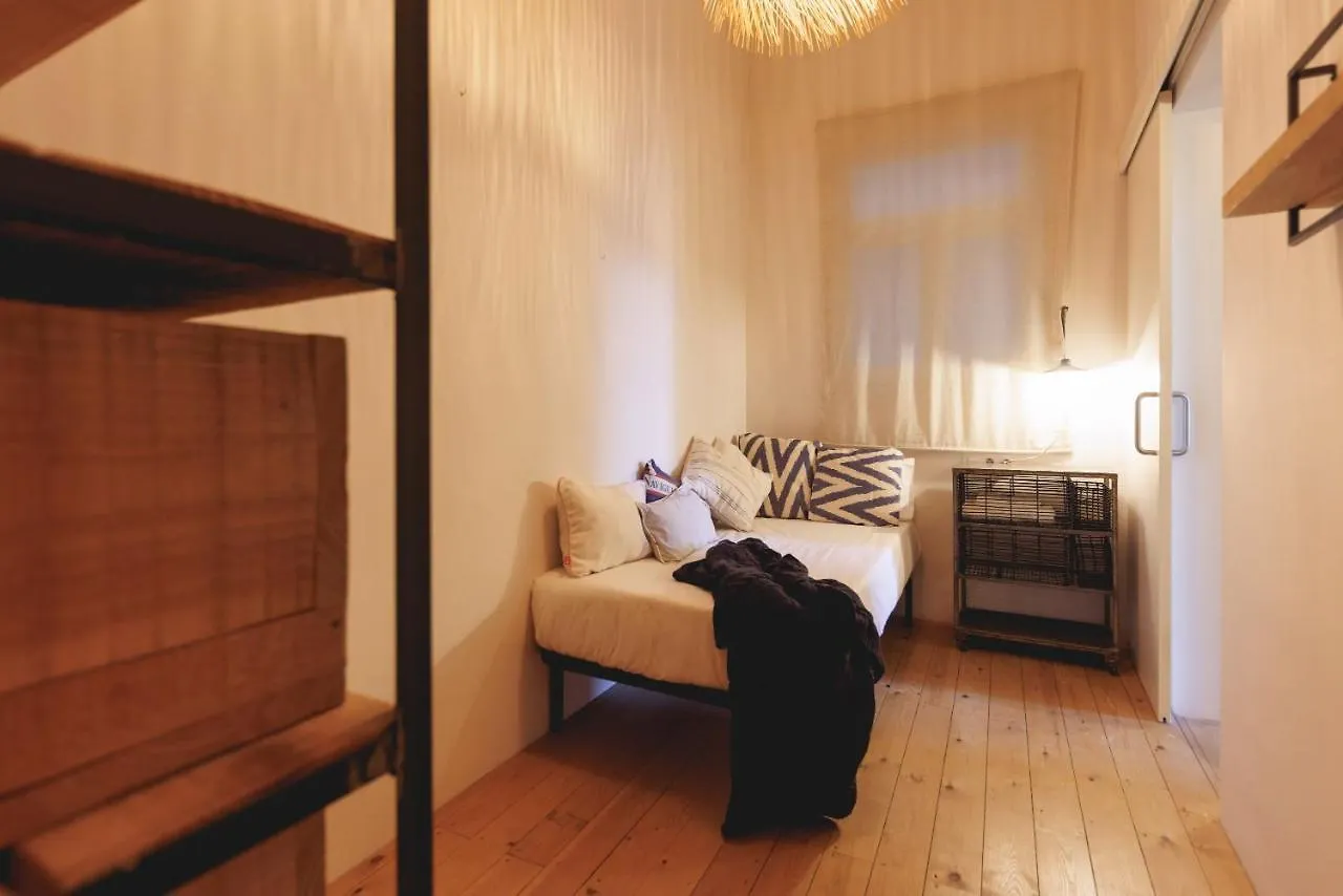 Bravissimo Carrer Nou, Cosy 2-Bedroom Apartment Girona